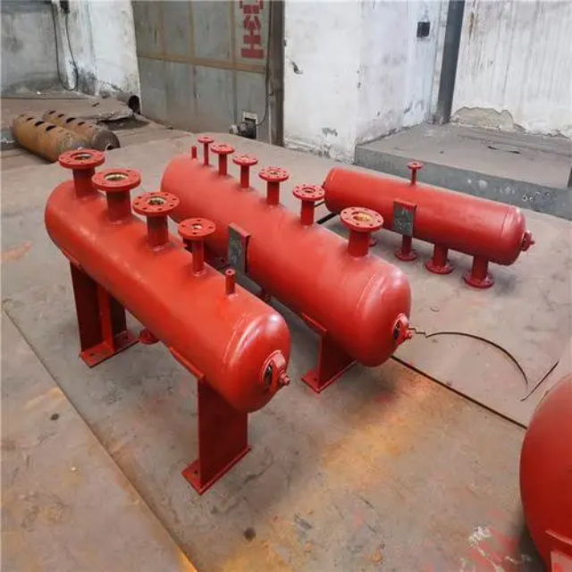 信州分集水器安装高度